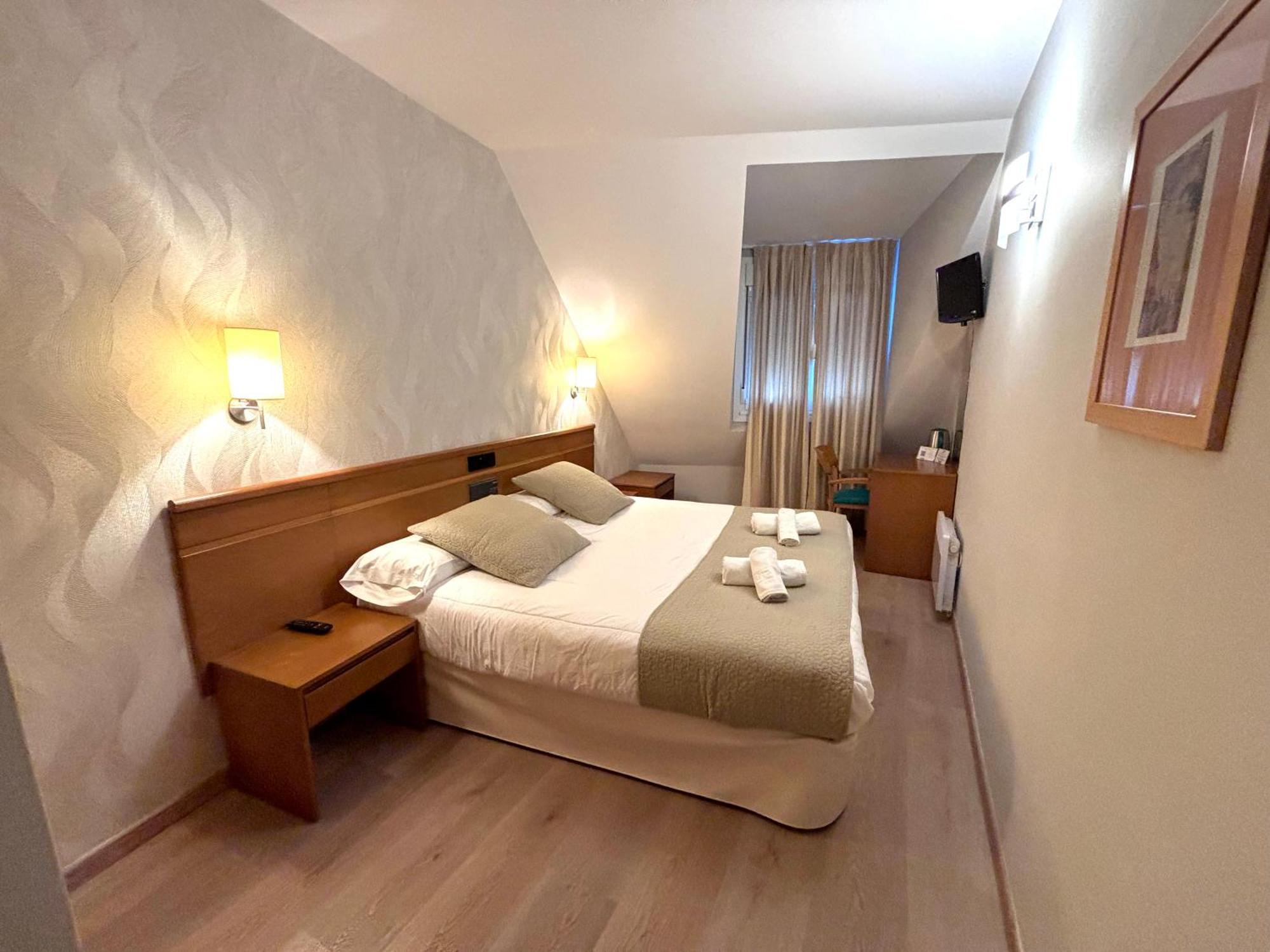 Hotel Atalaya I Portonovo Exteriör bild