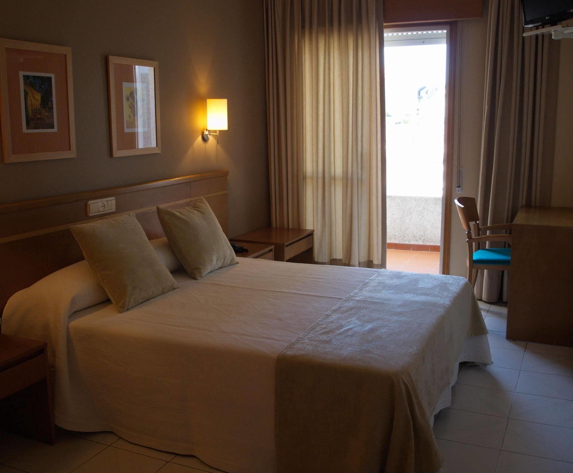 Hotel Atalaya I Portonovo Exteriör bild